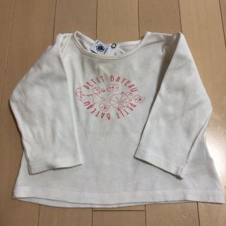 プチバトー(PETIT BATEAU)のプチバトートップス　ロンT(シャツ/カットソー)