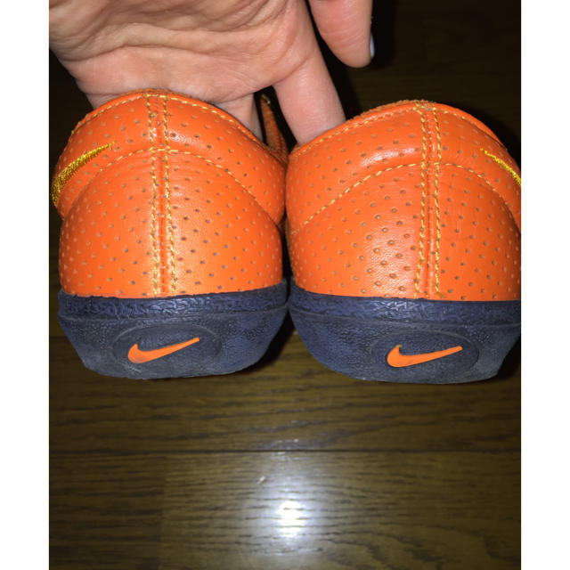 NIKE(ナイキ)のナイキNIKE24cmスニーカー レディースの靴/シューズ(スニーカー)の商品写真