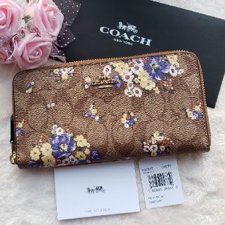 コーチ(COACH)のCOACH長財布　フラワー　パープルイエロー…セール中！(財布)