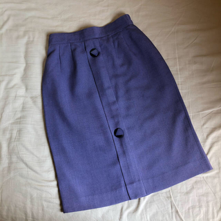 ロキエ(Lochie)の紫色　タイトスカート(ひざ丈スカート)