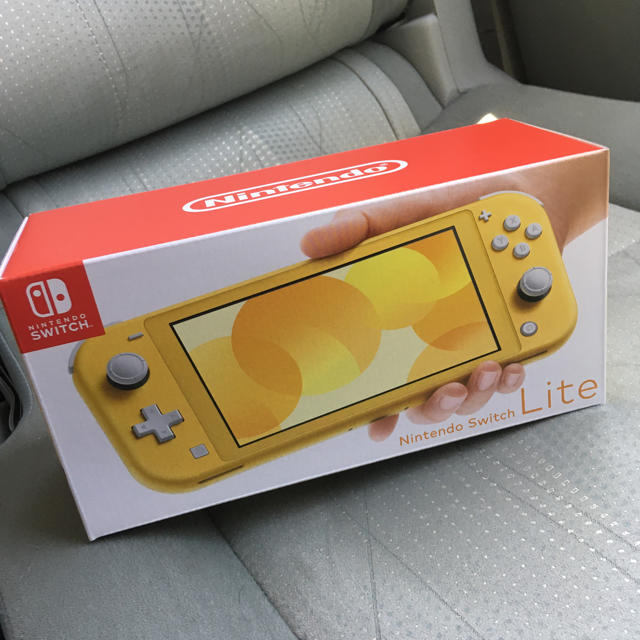 SWITCH LITE 本体 イエロー 新品未開封 送料込み　スイッチライト