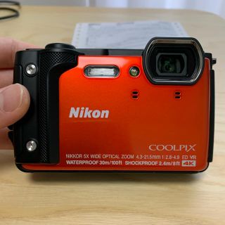 ニコン(Nikon)のNikon w300(コンパクトデジタルカメラ)