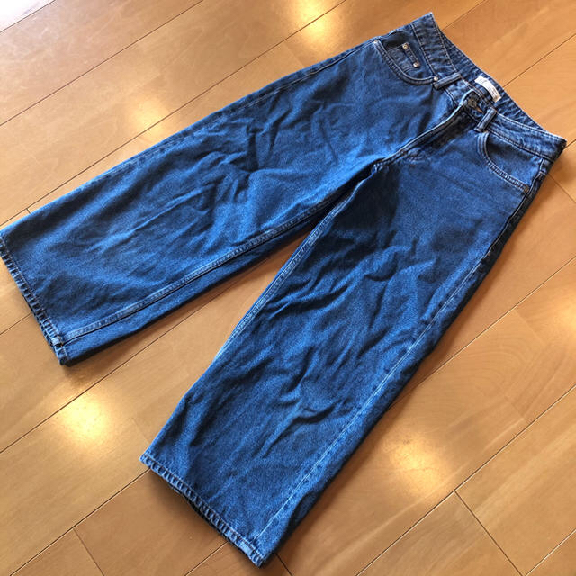 ZARA(ザラ)のちっちー様専用★ZARAデニム&レーストップス レディースのパンツ(デニム/ジーンズ)の商品写真