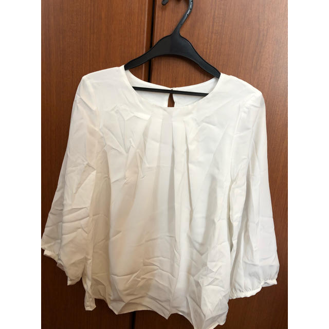 UNITED ARROWS(ユナイテッドアローズ)の白ブラウスシャツ レディースのトップス(シャツ/ブラウス(長袖/七分))の商品写真