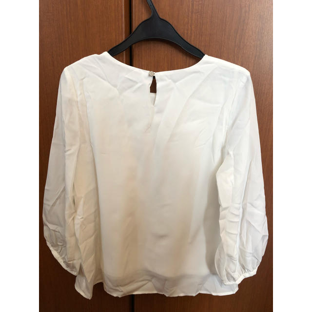 UNITED ARROWS(ユナイテッドアローズ)の白ブラウスシャツ レディースのトップス(シャツ/ブラウス(長袖/七分))の商品写真