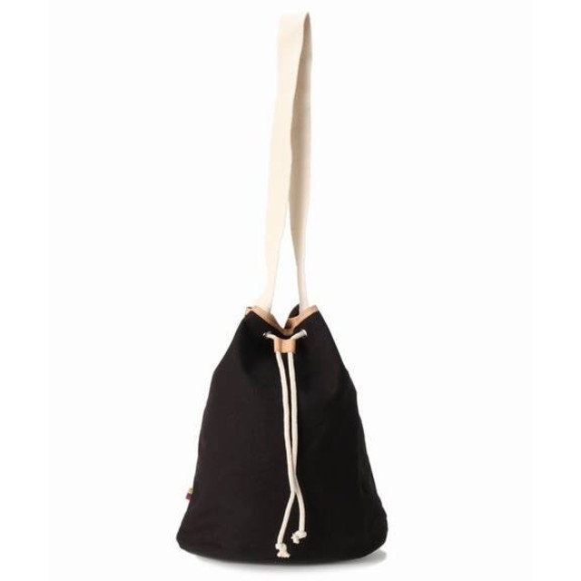 SLOBE IENA(スローブイエナ)の期間限定値下げ　ショルダーバッグ 黒 新品 レディースのバッグ(ショルダーバッグ)の商品写真