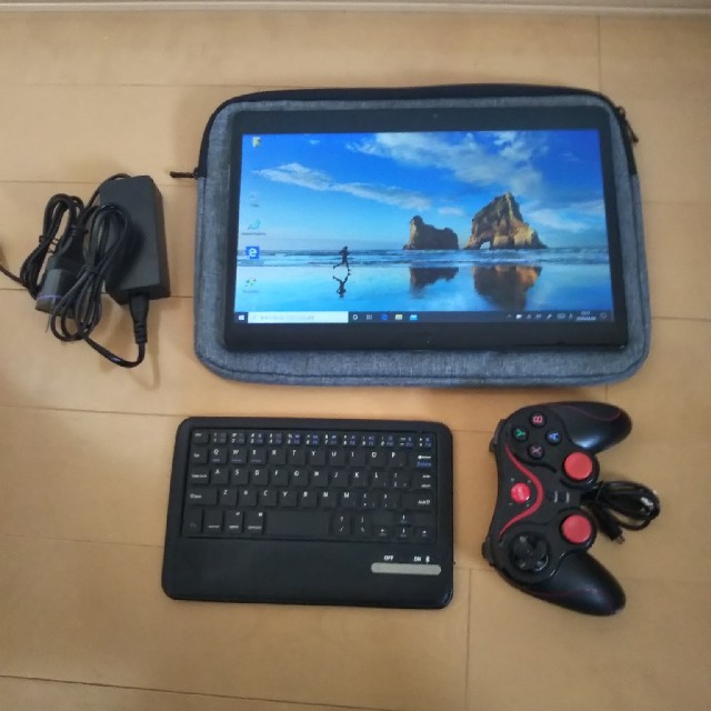 スマホ/家電/カメラwindows10 タブレットPC