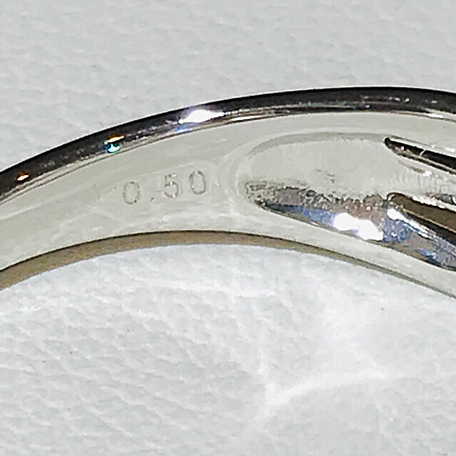 ☆Pt900 ダイヤデザインリング☆ レディースのアクセサリー(リング(指輪))の商品写真