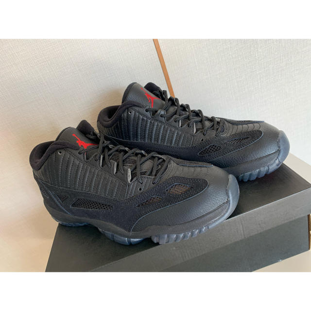 メンズNIKE AIR JORDAN 11 LOW