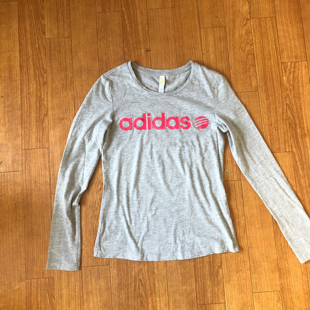 adidas(アディダス)のアディダス長袖シャツ キッズ/ベビー/マタニティのキッズ服男の子用(90cm~)(Tシャツ/カットソー)の商品写真