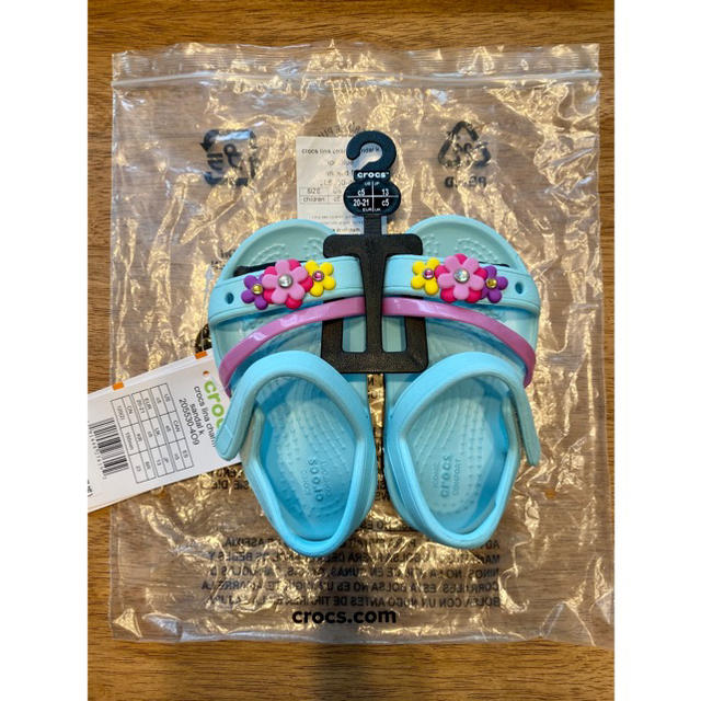 crocs(クロックス)のクロックスサンダル キッズ/ベビー/マタニティのベビー靴/シューズ(~14cm)(サンダル)の商品写真