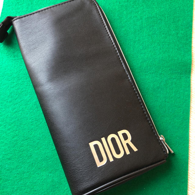 Dior(ディオール)のDior  ノベルティーポーチ レディースのファッション小物(ポーチ)の商品写真