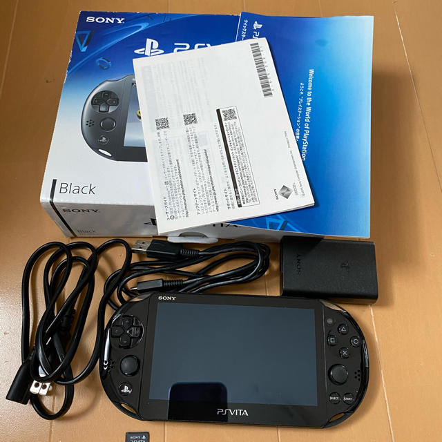 PS Vita pch-2000 ゲームセットゲームソフト/ゲーム機本体