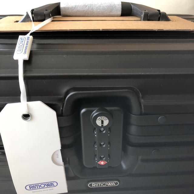 RIMOWA リモワ TOPAS ステルス トパーズ ビューティーケース RIMOWA リモワ TOPAS ステルス トパーズ ビューティーケース
