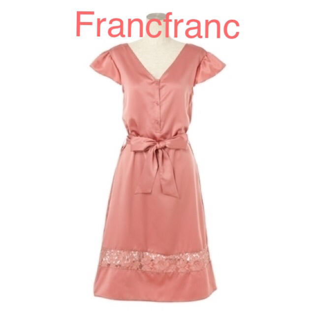 Francfranc(フランフラン)のFrancfranc サテンレースワンピ　新品❣️送料込み❣️ レディースのルームウェア/パジャマ(ルームウェア)の商品写真