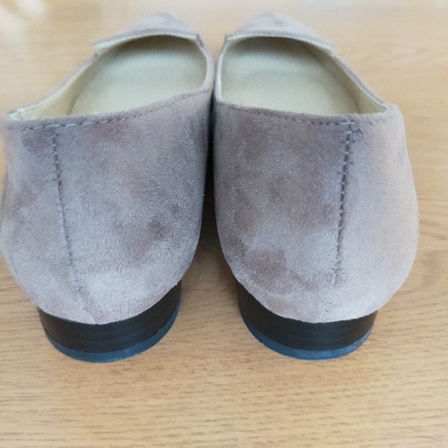 ポインテッドトゥオペラシューズ　グレージュ レディースの靴/シューズ(ハイヒール/パンプス)の商品写真