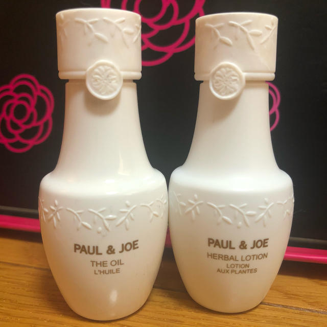 PAUL & JOE(ポールアンドジョー)のポールアンドジョー　オイル　ローションセット コスメ/美容のスキンケア/基礎化粧品(化粧水/ローション)の商品写真