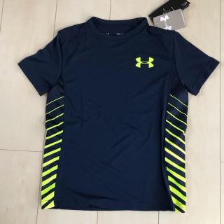 アンダーアーマー(UNDER ARMOUR)のるいま様専用　新品　アンダーアーマー　Tシャツ　120 130(Tシャツ/カットソー)