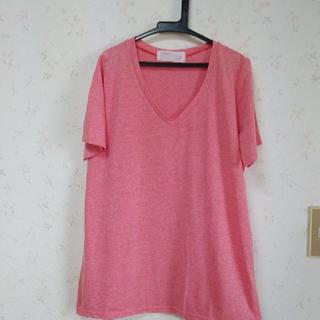 トップス Tシャツ Vネック ピンク(Tシャツ(半袖/袖なし))