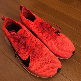 ナイキ(NIKE)のNIKE ズームフライフライニット(シューズ)