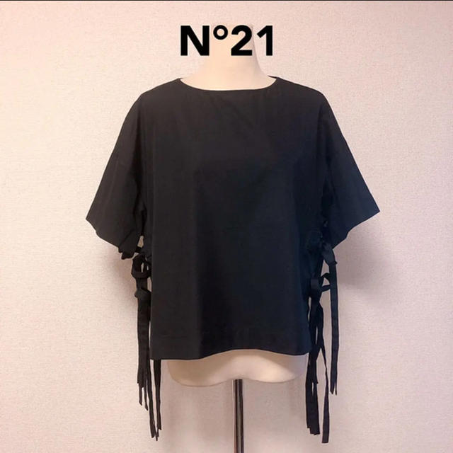 になる N°21 半袖 ブラウス サイドリボン 可愛いの通販 by konat's