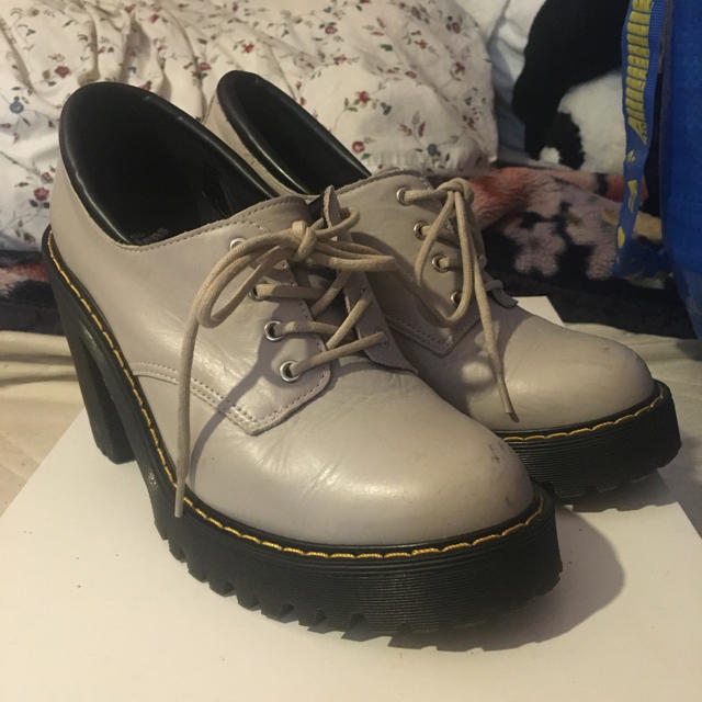 Dr.Martens(ドクターマーチン)のDr.Martens SALOME 4H レースアップシューズ レディースの靴/シューズ(ローファー/革靴)の商品写真