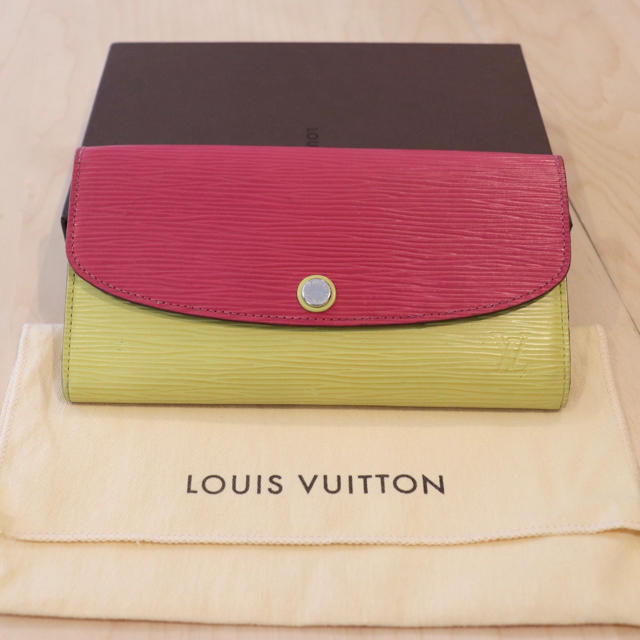 LOUIS VUITTON(ルイヴィトン)の【可愛い❤️】LOUIS VUITTON  長財布  エピ  バイカラー レディースのファッション小物(財布)の商品写真