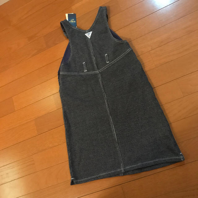 OshKosh(オシュコシュ)のジャンバースカート　新品未使用 キッズ/ベビー/マタニティのキッズ服女の子用(90cm~)(ワンピース)の商品写真