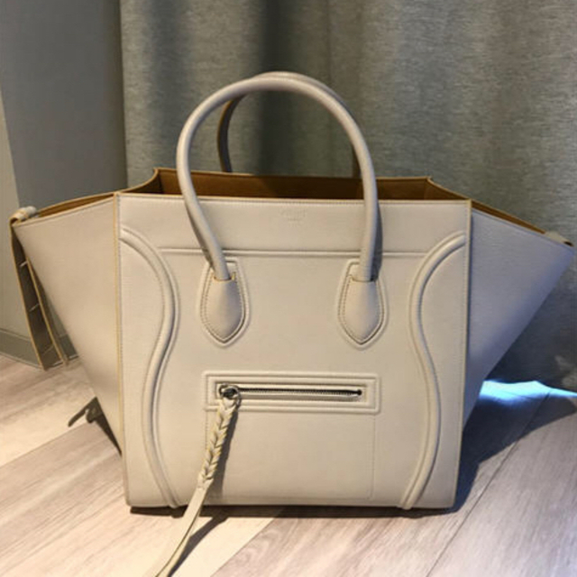 celine(セリーヌ)のCELINE セリーヌ ラゲージファントム  レディースのバッグ(ハンドバッグ)の商品写真