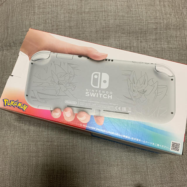 Nintendo Switch Lite ザシアン・ザマゼンタ＋ポケモンソード 1