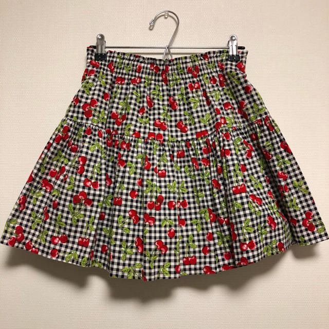SPINNS(スピンズ)のスピンズ　さくらんぼ柄　スカート レディースのスカート(ミニスカート)の商品写真