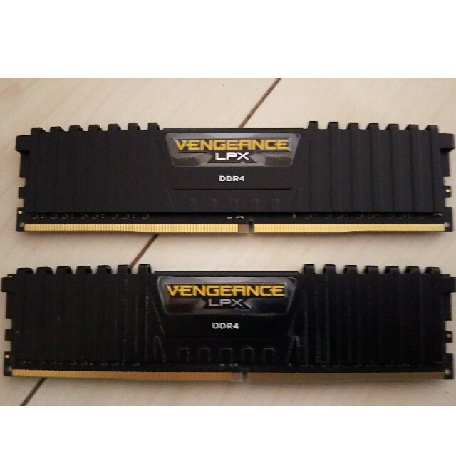 corsair メモリDDR4 8gb×2枚