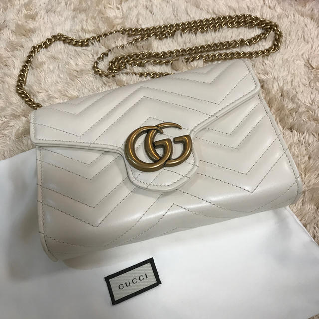 オンライン限定特価 GUCCI グッチ マーモント ウォレット 美品