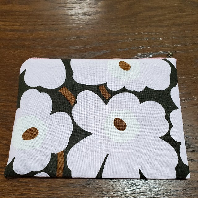 marimekko(マリメッコ)のハンドメイド☆マリメッコぺたんこポーチ ハンドメイドのファッション小物(ポーチ)の商品写真