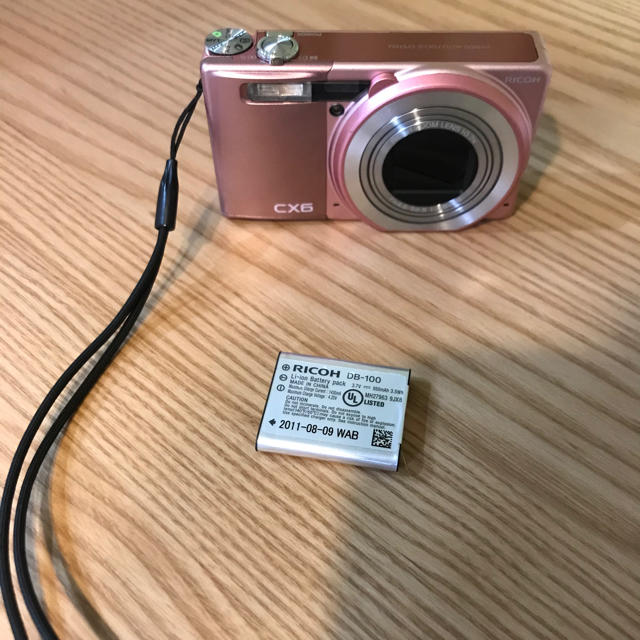 RICOH(リコー)のRICOH CX6 スマホ/家電/カメラのカメラ(コンパクトデジタルカメラ)の商品写真