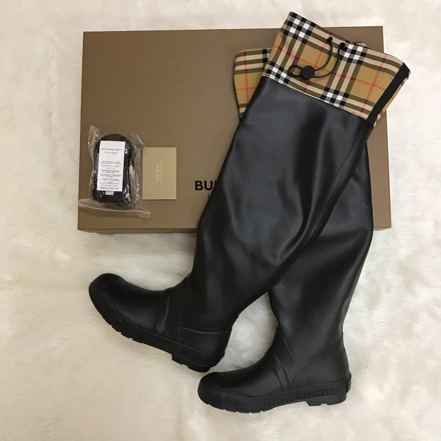 BURBERRY   バーバリーBURBERRY レイン ロングブーツ｜EUの通販 by