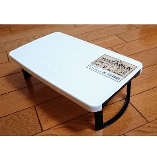 新品  ピクニック ミニテーブル 白  送料込み(テーブル/チェア)