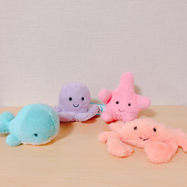 gelato pique(ジェラートピケ)のjellycat  大人気完売品　ふわふわのかに　新品 エンタメ/ホビーのおもちゃ/ぬいぐるみ(ぬいぐるみ)の商品写真