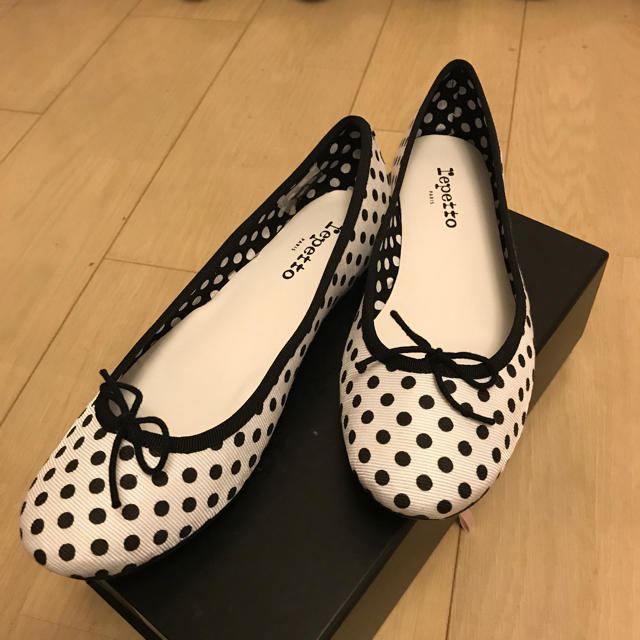 repetto(レペット)のsale✨レペット サンドリオン サイズ40 レディースの靴/シューズ(バレエシューズ)の商品写真