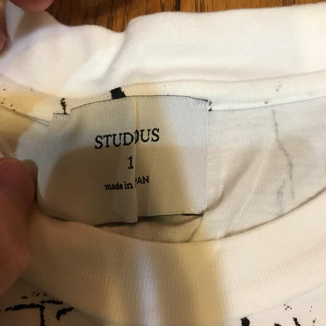 STUDIOUS(ステュディオス)のステュディオス　ペイントtシャツ 美品 メンズのトップス(Tシャツ/カットソー(半袖/袖なし))の商品写真
