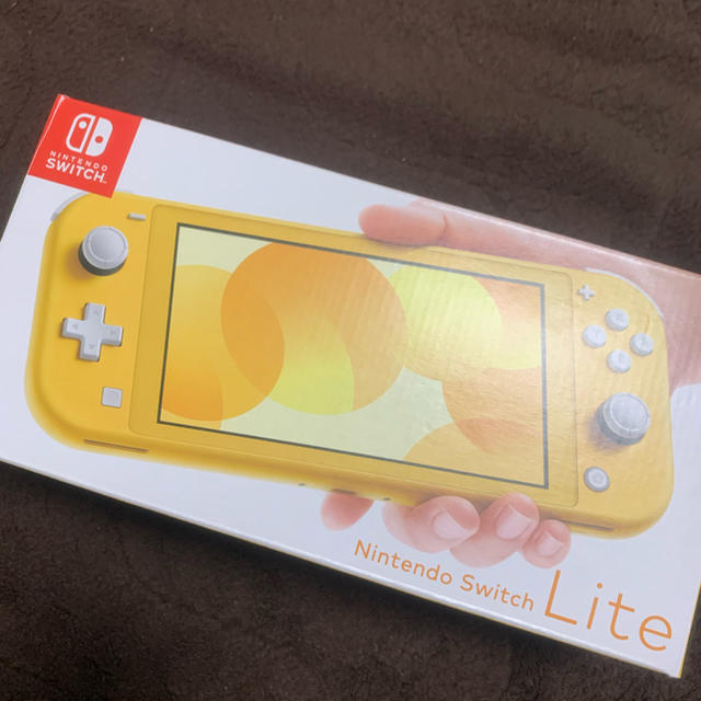 Switch lite イエロー