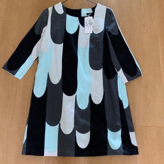 マリメッコ(marimekko)の新品タグ付！　マリメッコ　marimekko ワンピース　RITARI柄　リタリ(ひざ丈ワンピース)