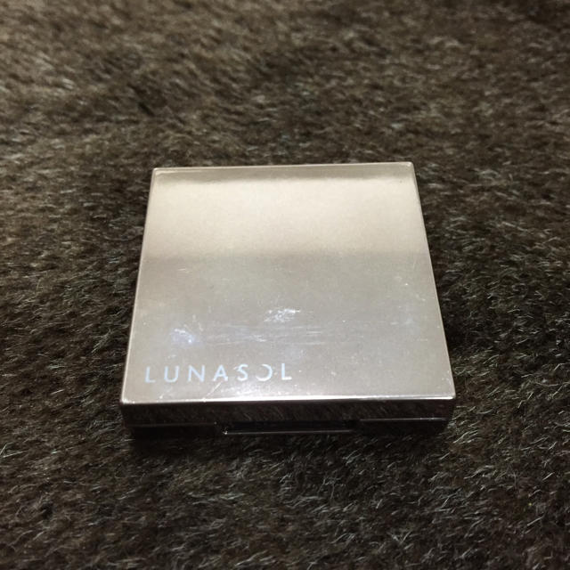 LUNASOL(ルナソル)のルナソルアイリッドベースN コスメ/美容のベースメイク/化粧品(化粧下地)の商品写真