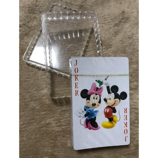 Disney(ディズニー)のディズニー　トランプ　ケース付き エンタメ/ホビーのテーブルゲーム/ホビー(トランプ/UNO)の商品写真