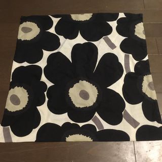 マリメッコ(marimekko)のマリメッコ　ウニッコ　クッションカバー(クッションカバー)