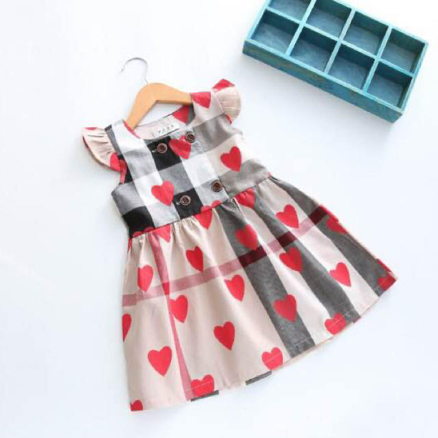 子供服☆♡ハートチェック柄ワンピース 新品☆ キッズ/ベビー/マタニティのキッズ服女の子用(90cm~)(ワンピース)の商品写真