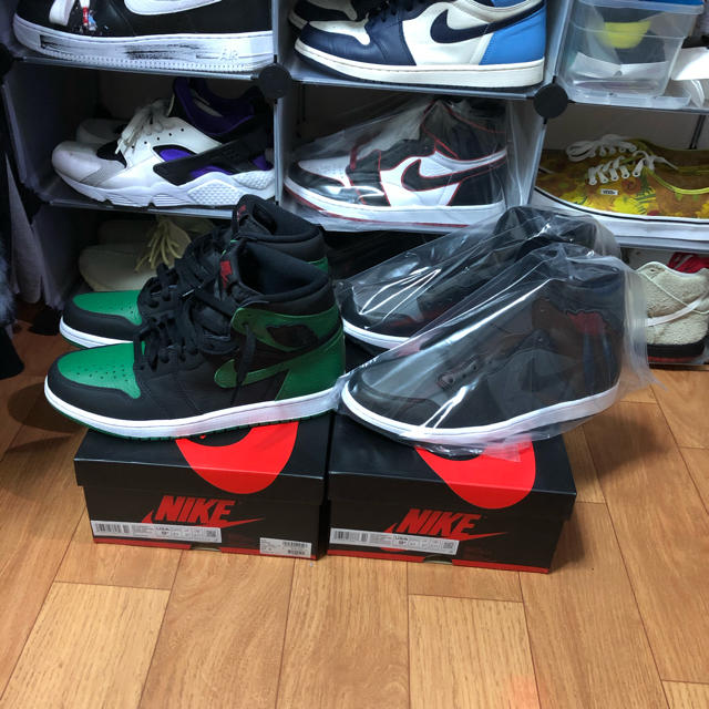 二足　Nike air Jordan1 pine green satin靴/シューズ