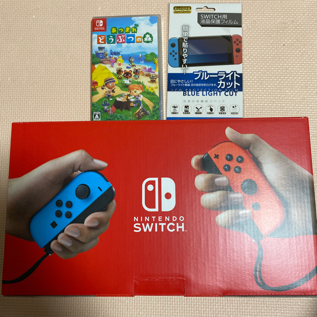 Nintendo Switch(ニンテンドースイッチ)の送料無料　任天堂スイッチ あつまれどうぶつの森　セット エンタメ/ホビーのゲームソフト/ゲーム機本体(携帯用ゲーム機本体)の商品写真