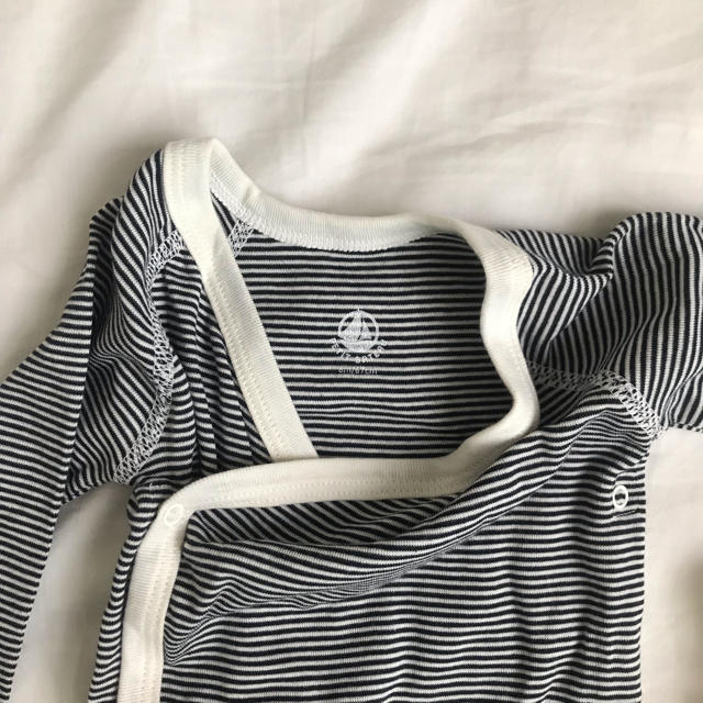 PETIT BATEAU(プチバトー)の最終お値下　ベビー　ロンパース キッズ/ベビー/マタニティのベビー服(~85cm)(ロンパース)の商品写真