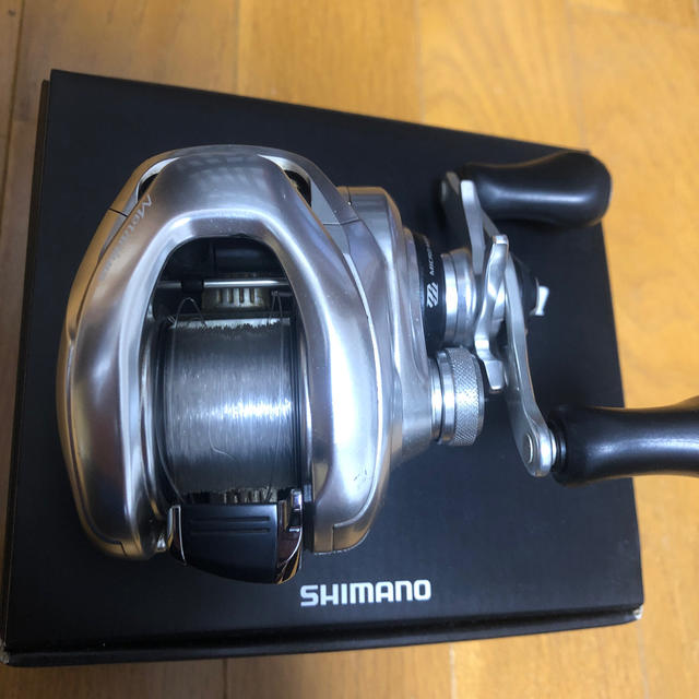 SHIMANO(シマノ)のシマノ　メタニウムmgl HG メタニウム dc XGセット スポーツ/アウトドアのフィッシング(リール)の商品写真
